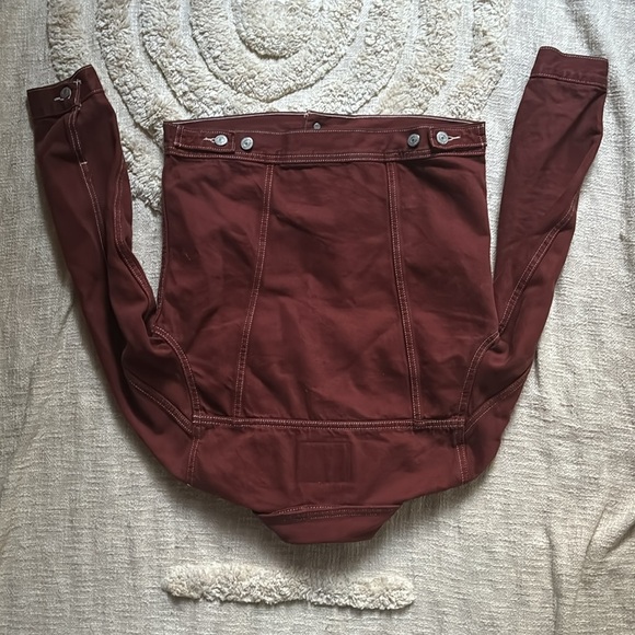 Levi’s Premium | UTILITY ORIGINAL TRUCKER JACKET | Red garment dye | Small - Picture 4 of 4